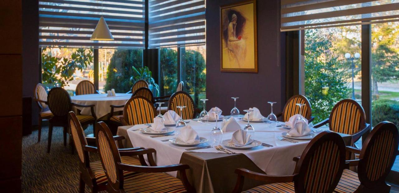 Park Hotel Romantica Svilengrad Ngoại thất bức ảnh