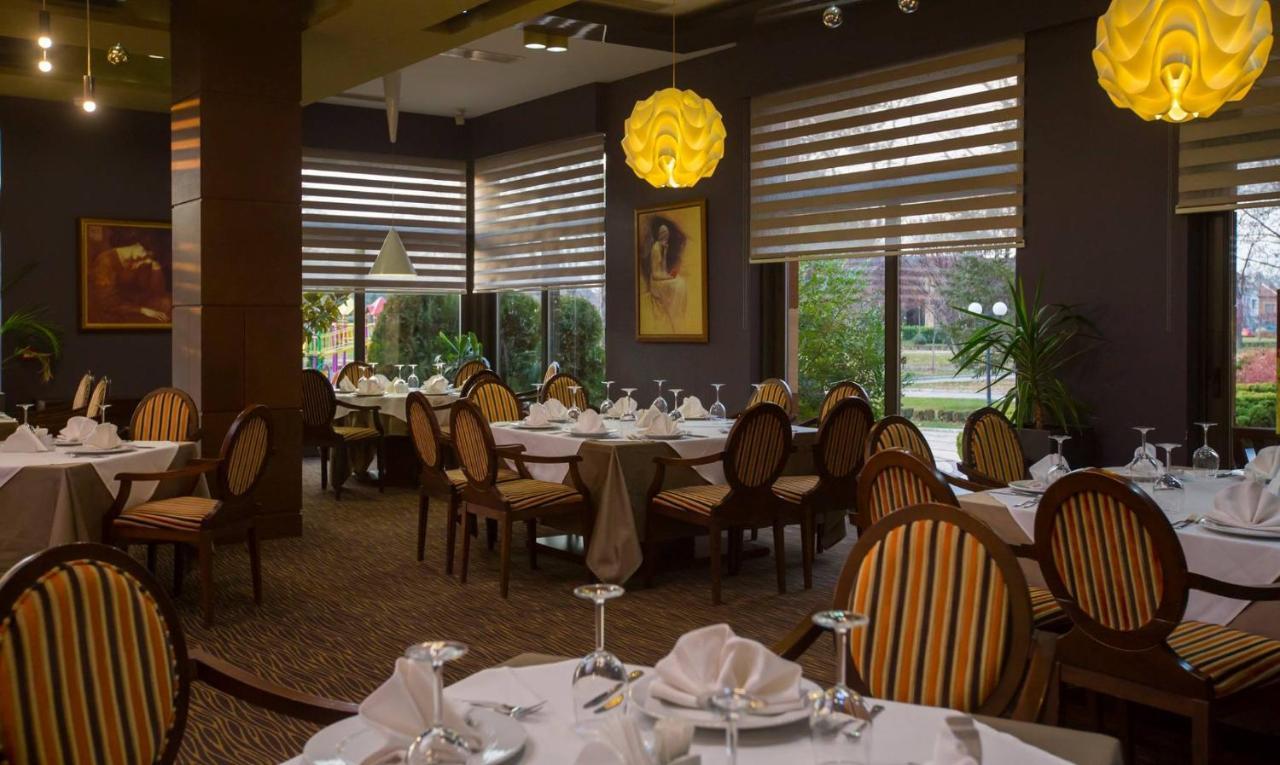 Park Hotel Romantica Svilengrad Ngoại thất bức ảnh