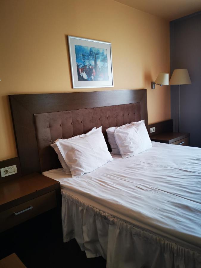 Park Hotel Romantica Svilengrad Ngoại thất bức ảnh