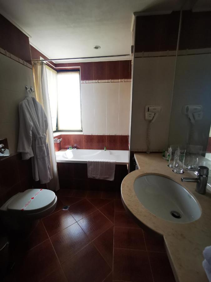Park Hotel Romantica Svilengrad Ngoại thất bức ảnh