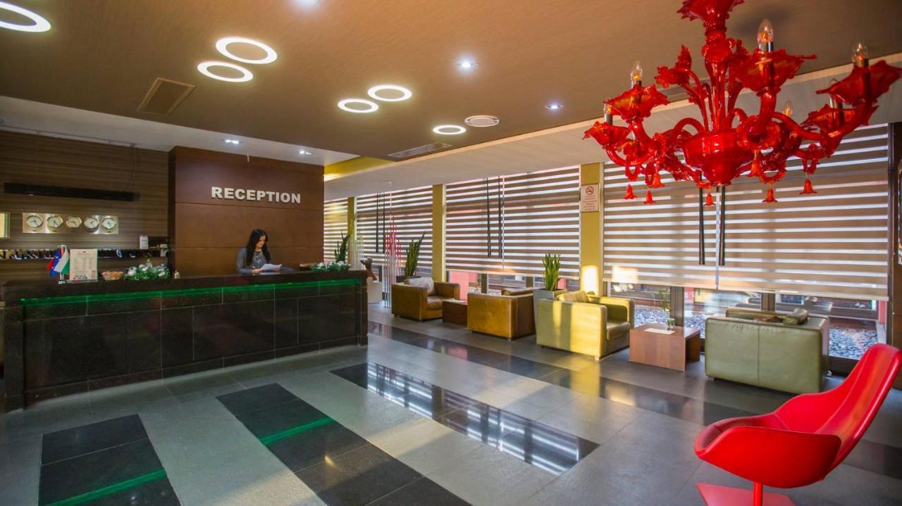 Park Hotel Romantica Svilengrad Ngoại thất bức ảnh