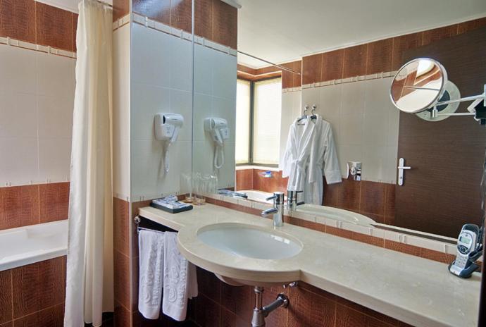 Park Hotel Romantica Svilengrad Phòng bức ảnh